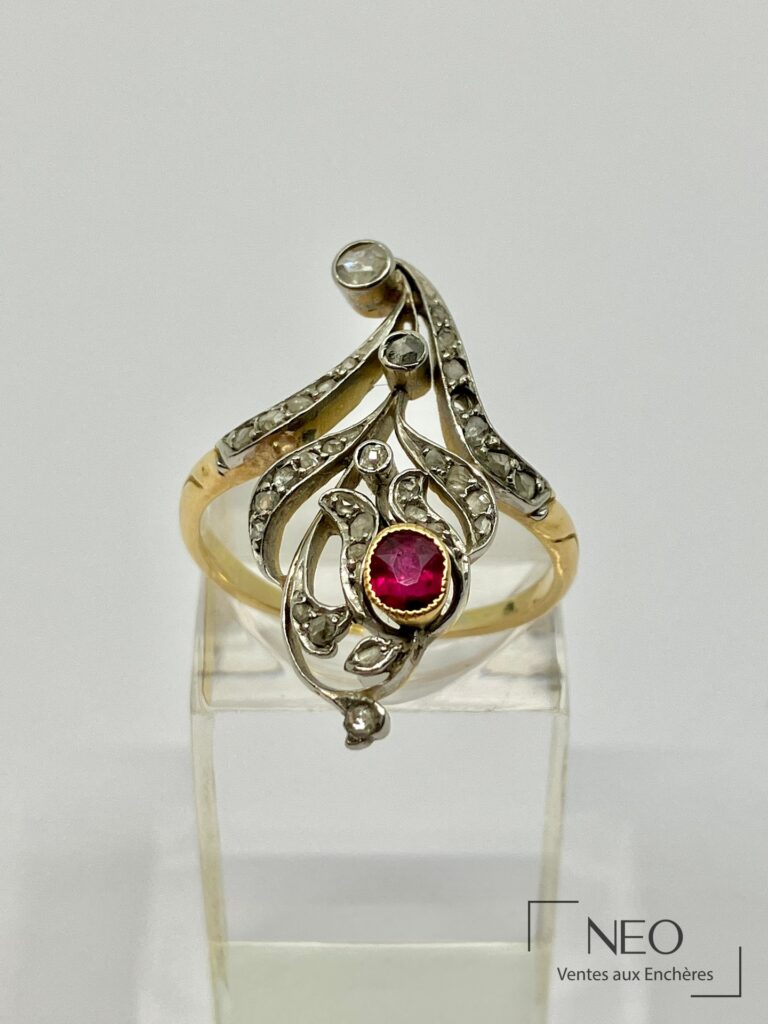 Bague Belle Epoque en or et platine