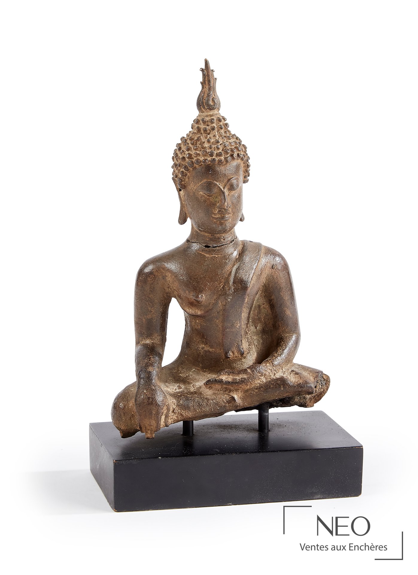 Bouddha thaïlandais en bronze patiné, XVIIe siècle