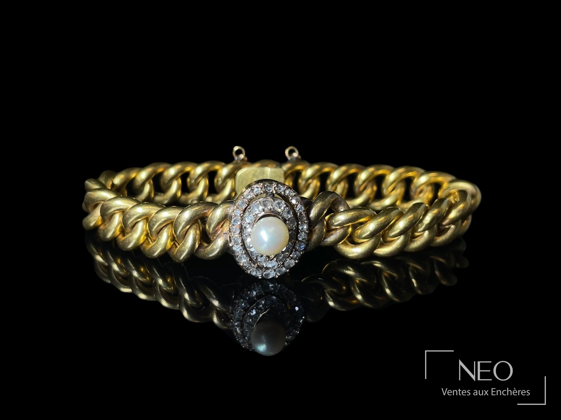 Bracelet en or jaune 18 carats à maille gourmette, perle naturelle et diamants