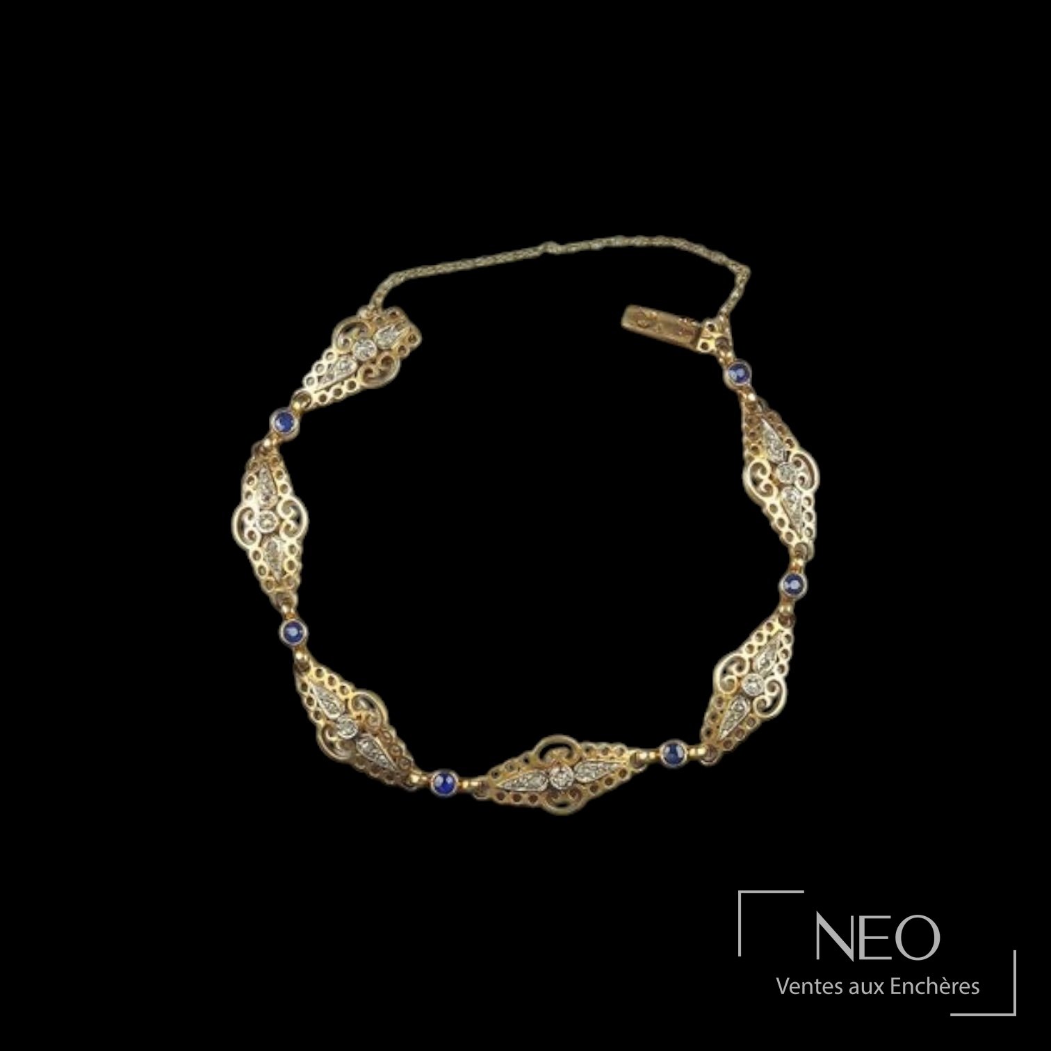 Bracelet en or jaune 18K et platine, diamants et saphirs, travail français