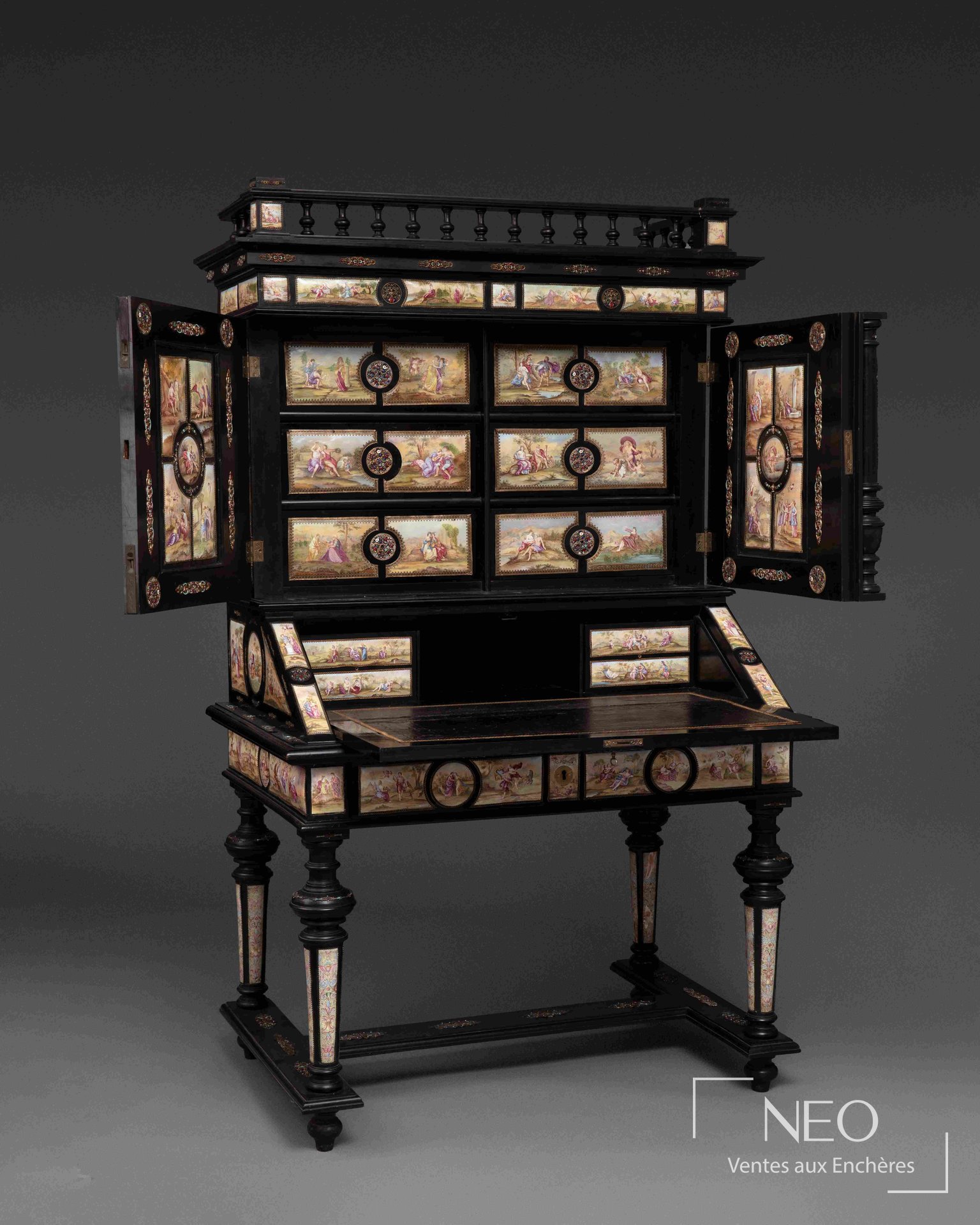Cabinet scriban viennois en bois noirci