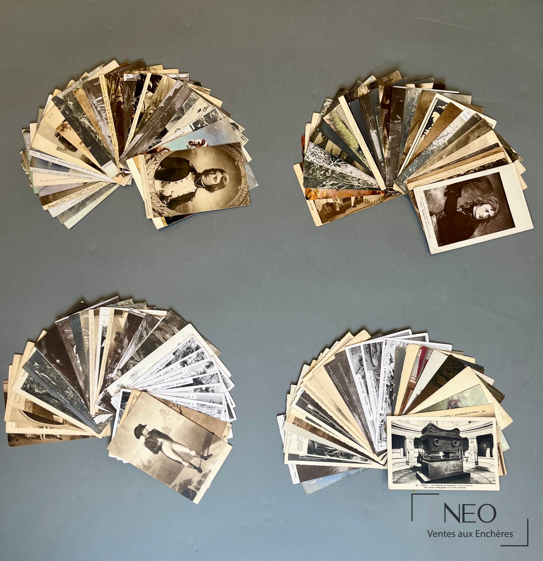 Ensemble de plus de deux-cents cartes postales sur l’Empire et Napoléon Ier