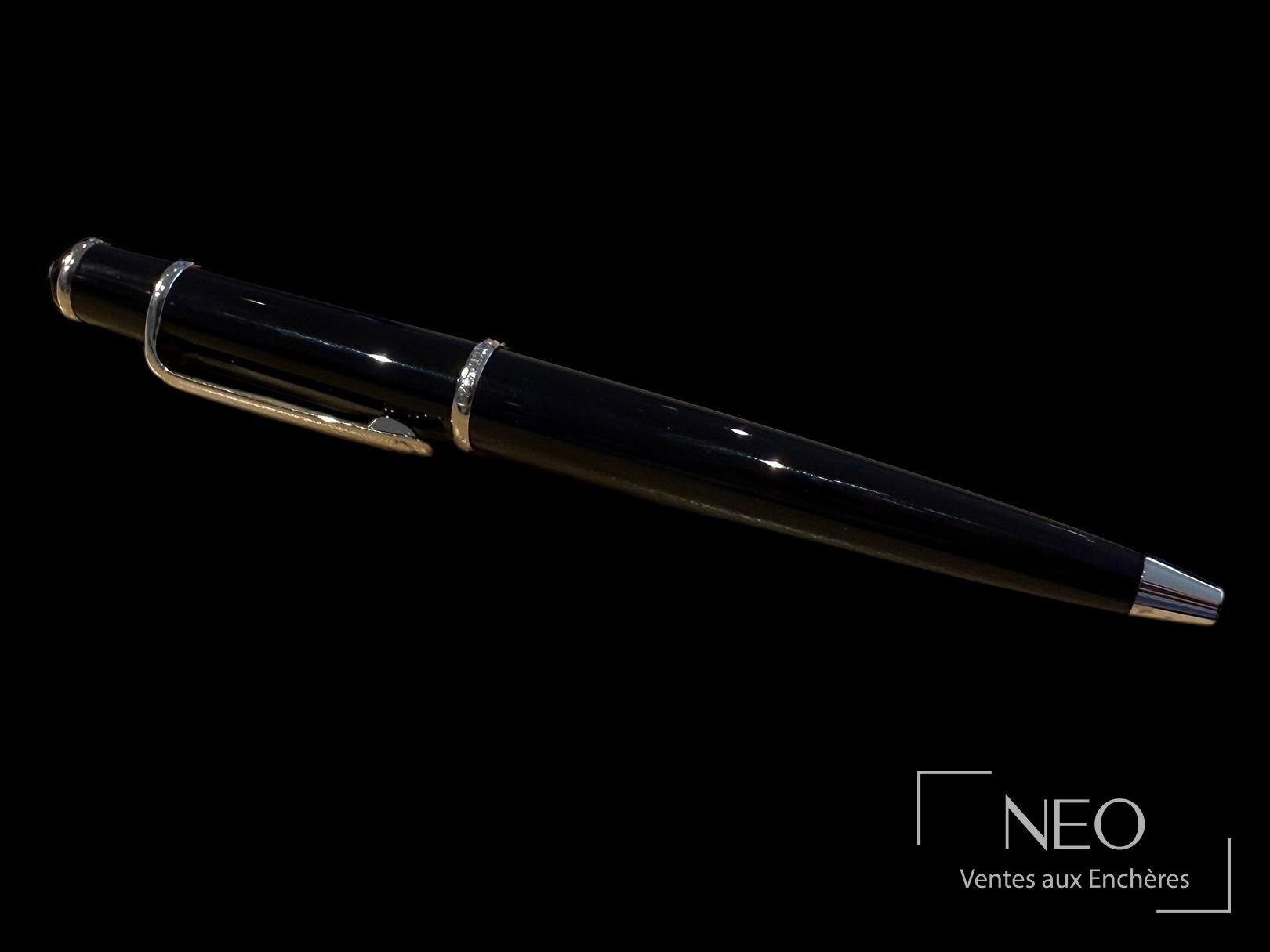 Cartier ligne Diabolo stylo bille de sac en résine noire