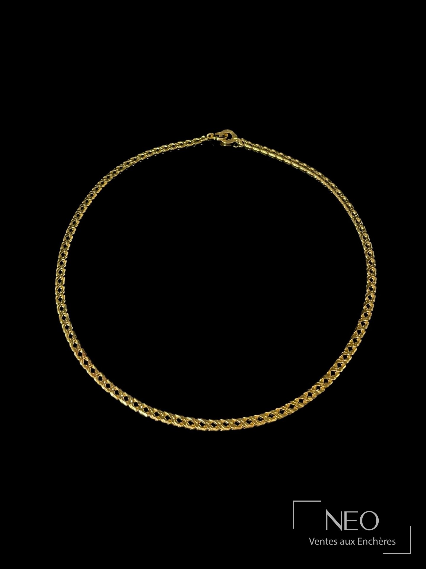 Chaîne en or jaune 18 carats à maille gourmette, fermoir menottes