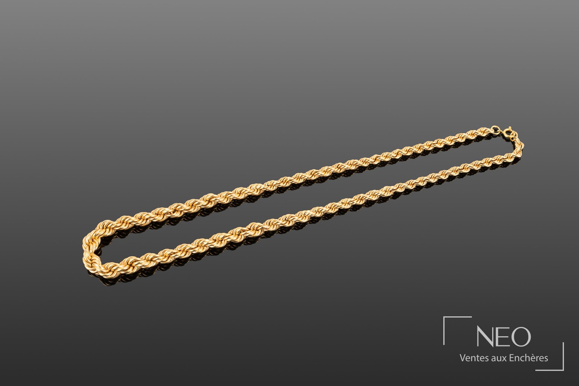 Collier à mailles ondulées et torsadées en or jaune 18K