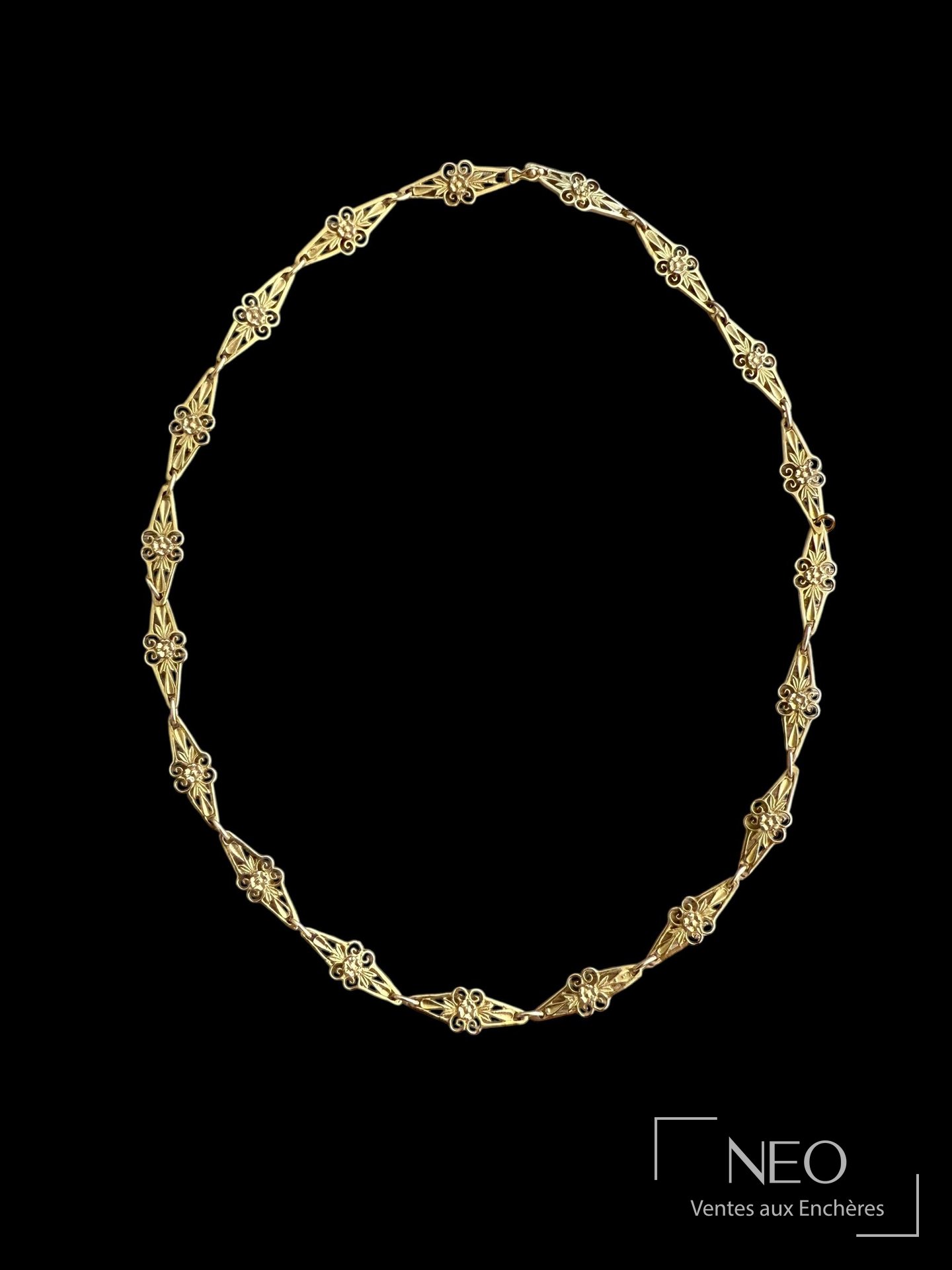 Collier en or jaune 18 carats à maille filigranée