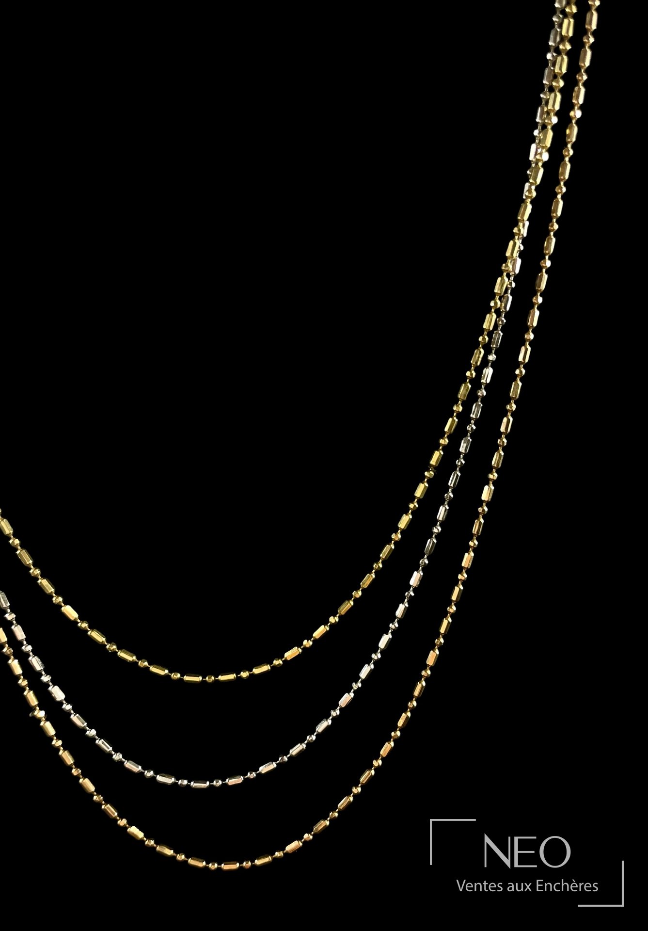 Collier ras-de-cou draperie en or trois tons 18 carats