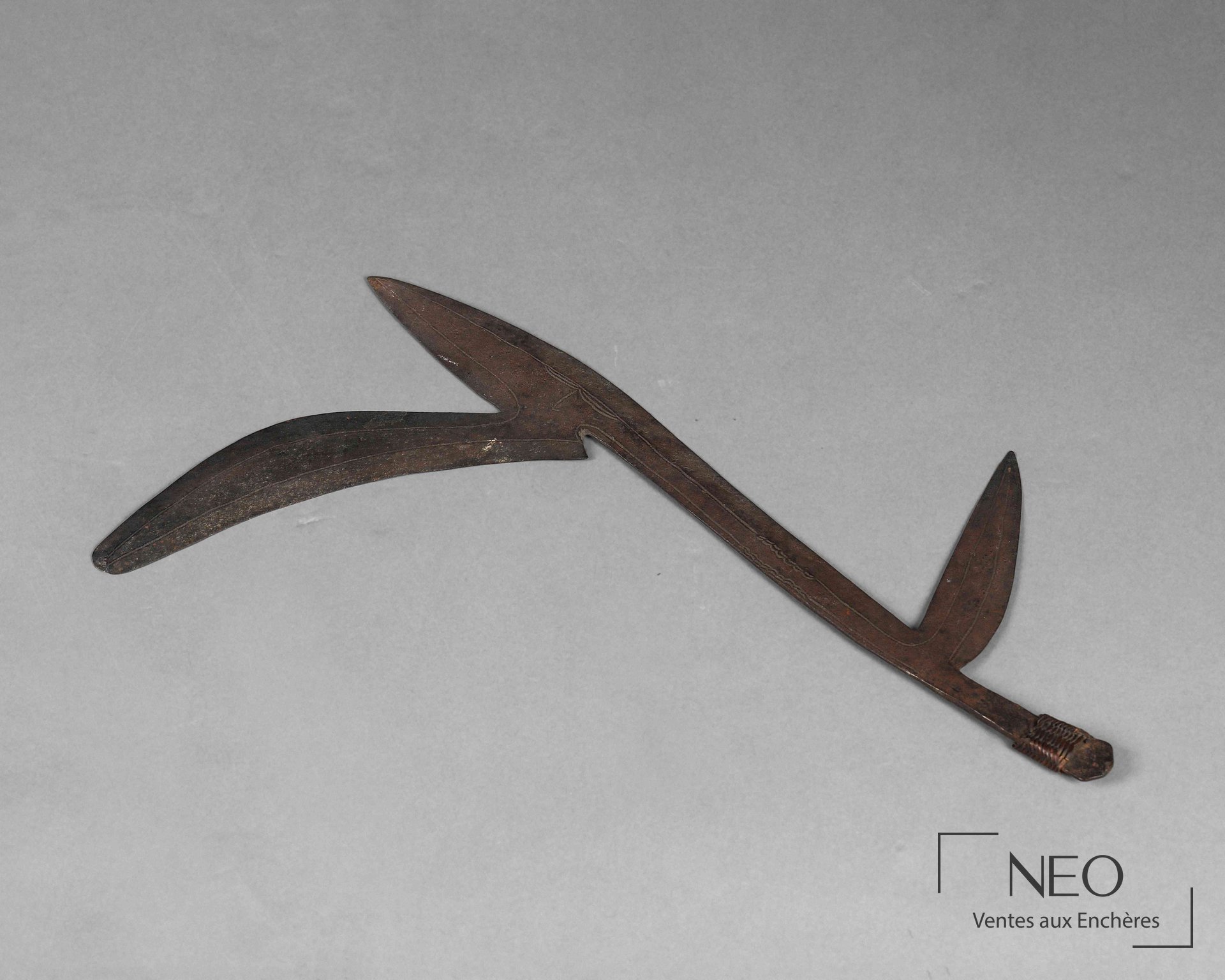 Couteau de jet Zandé en fer