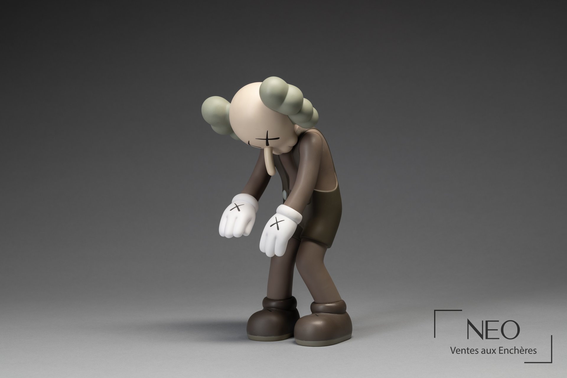D&rsquo;après KAWS Small Lie figurine en résine polychrome, édition Medicom Toy China