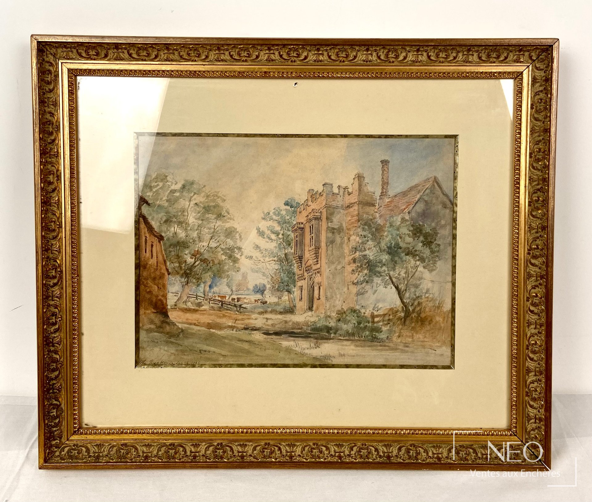 Aquarelle encadrée sous verre représentant une maison rouge dans un paysage arboré
