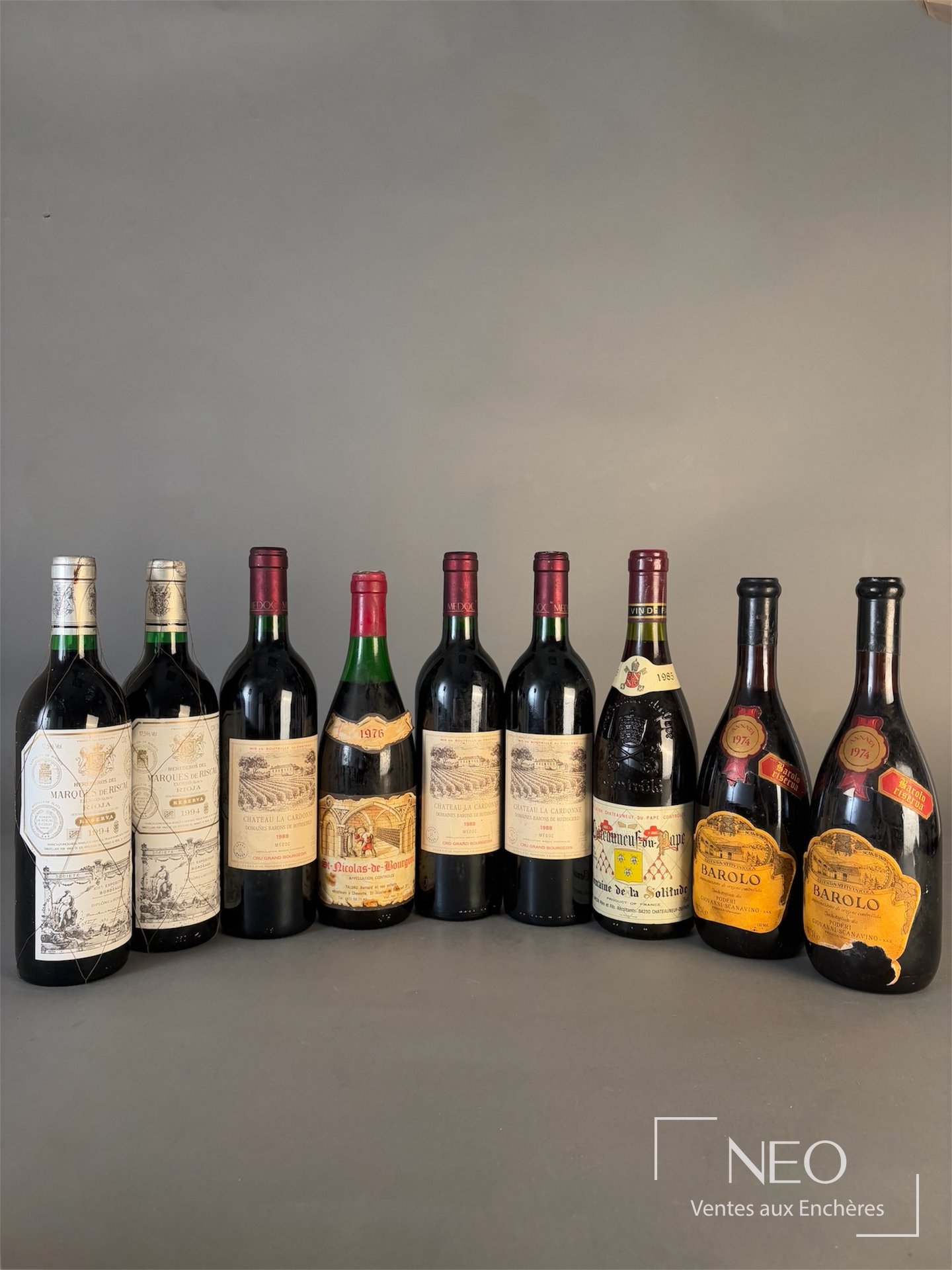 Ensemble de 9 bouteilles de vins divers, 1974 à 1994