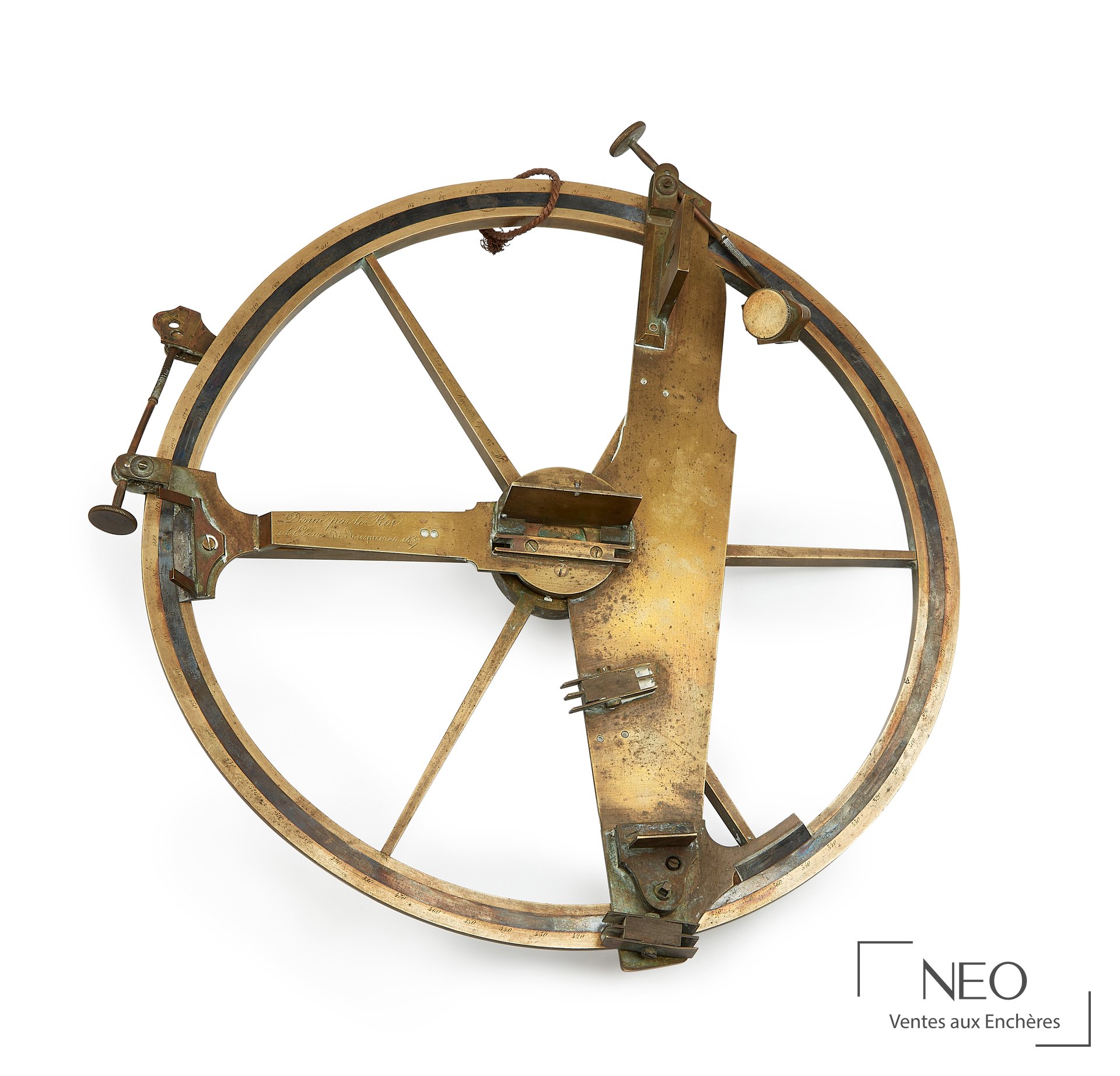 Gambey à Paris, cercle hydrographique en laiton doré