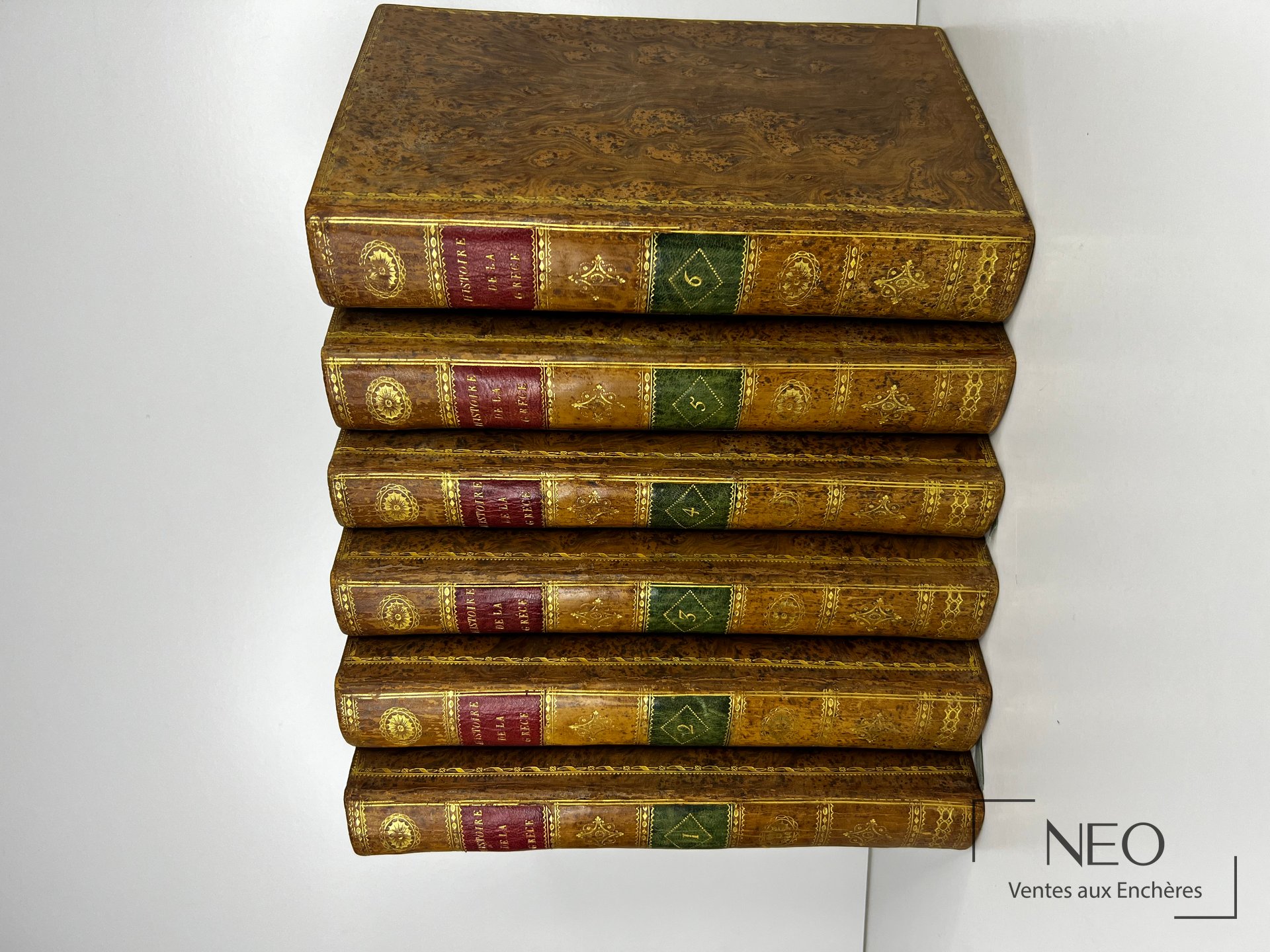 Six volumes reliés en veau marbré