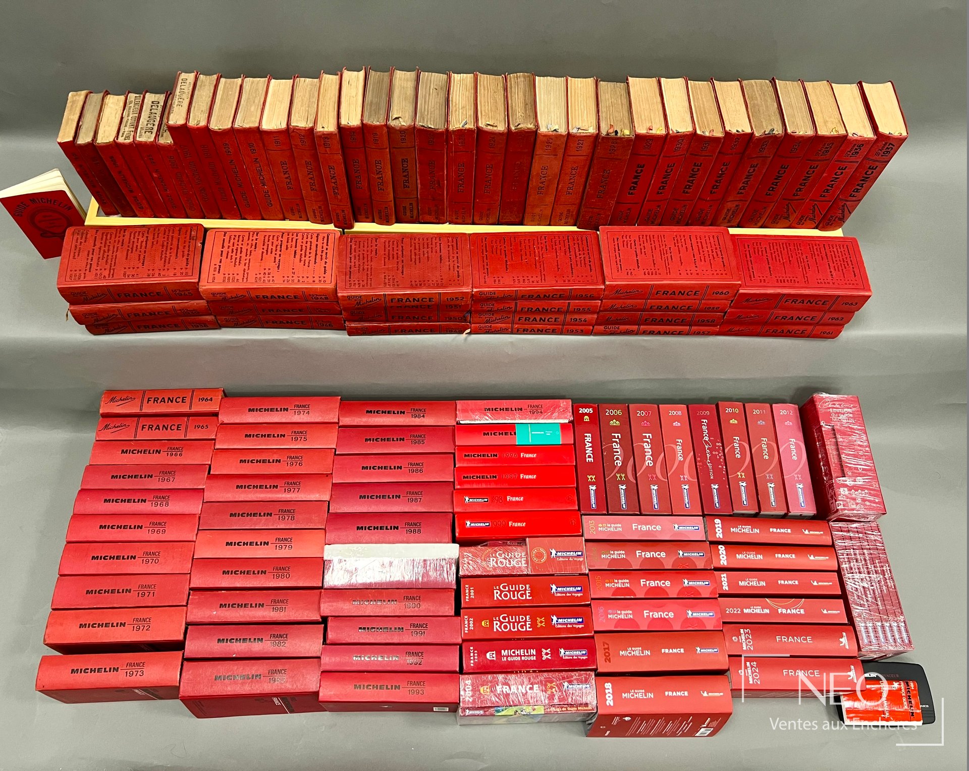 Guide Michelin collection complète de 1901 à 2024 en 114 volumes