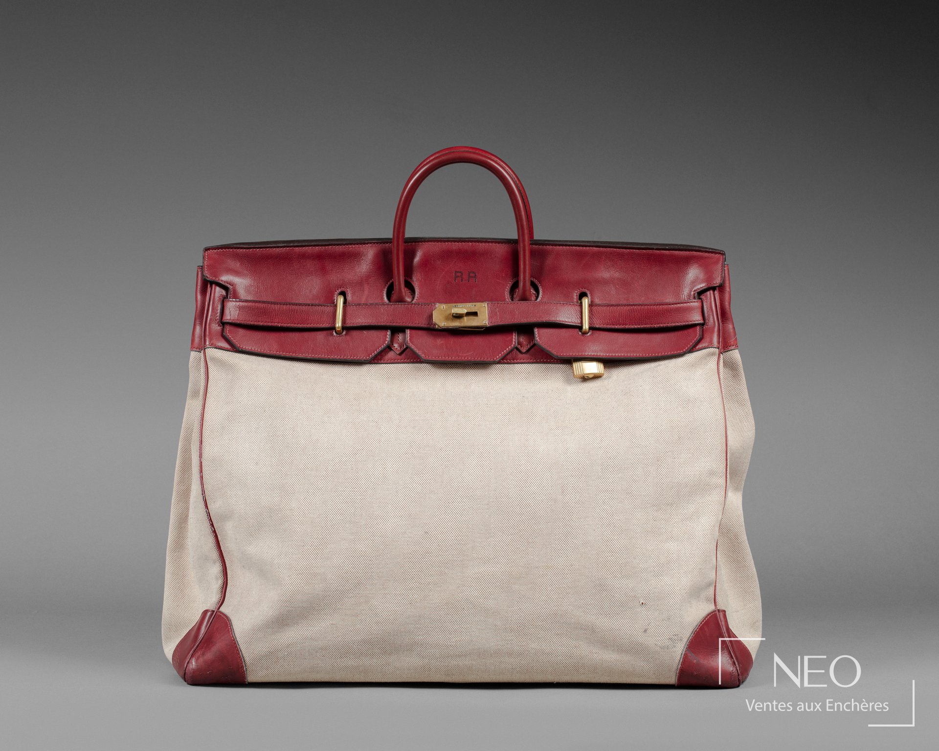 Sac Hermès haut à courroie en toile claire et cuir bordeau