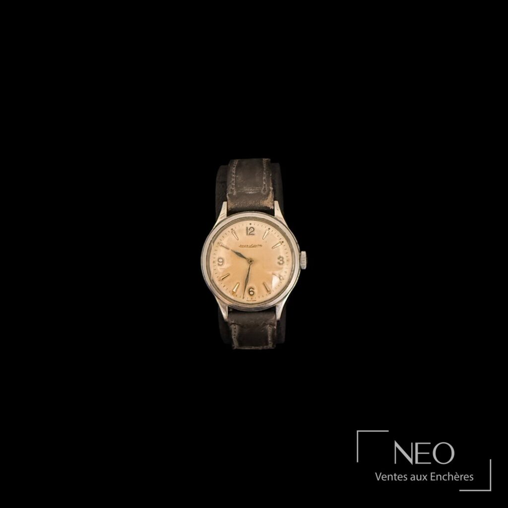 Montre bracelet Jaeger Le Coultre ronde à cadran crème patiné