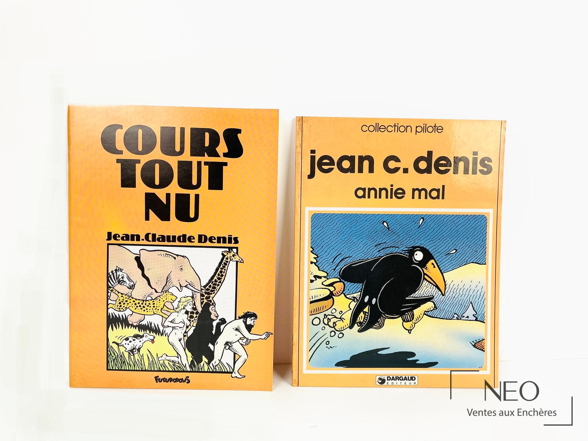 Deux albums de Jean Claude Denis vus de face