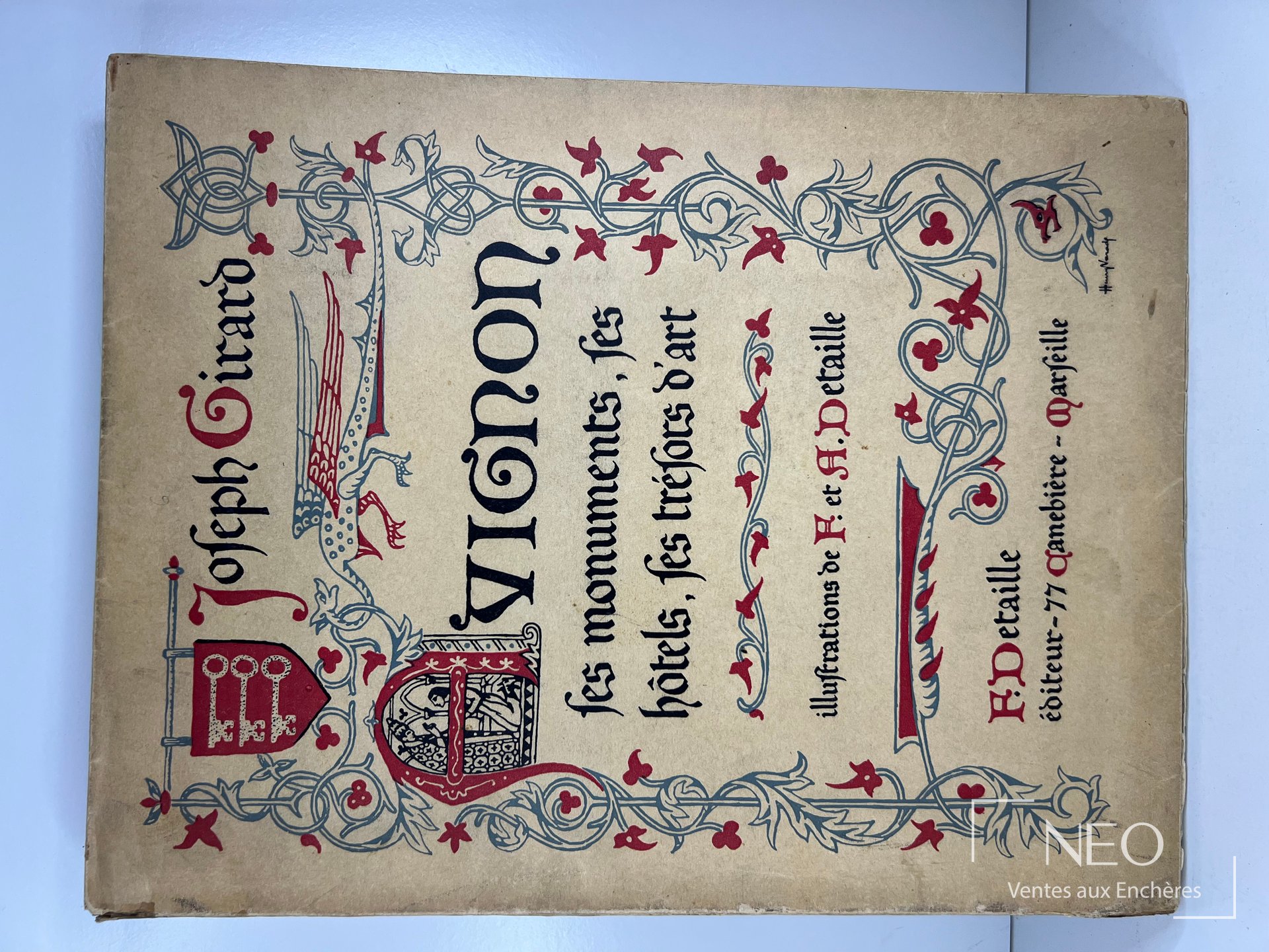Couverture illustrée de l'ouvrage de Joseph Girard sur Avignon