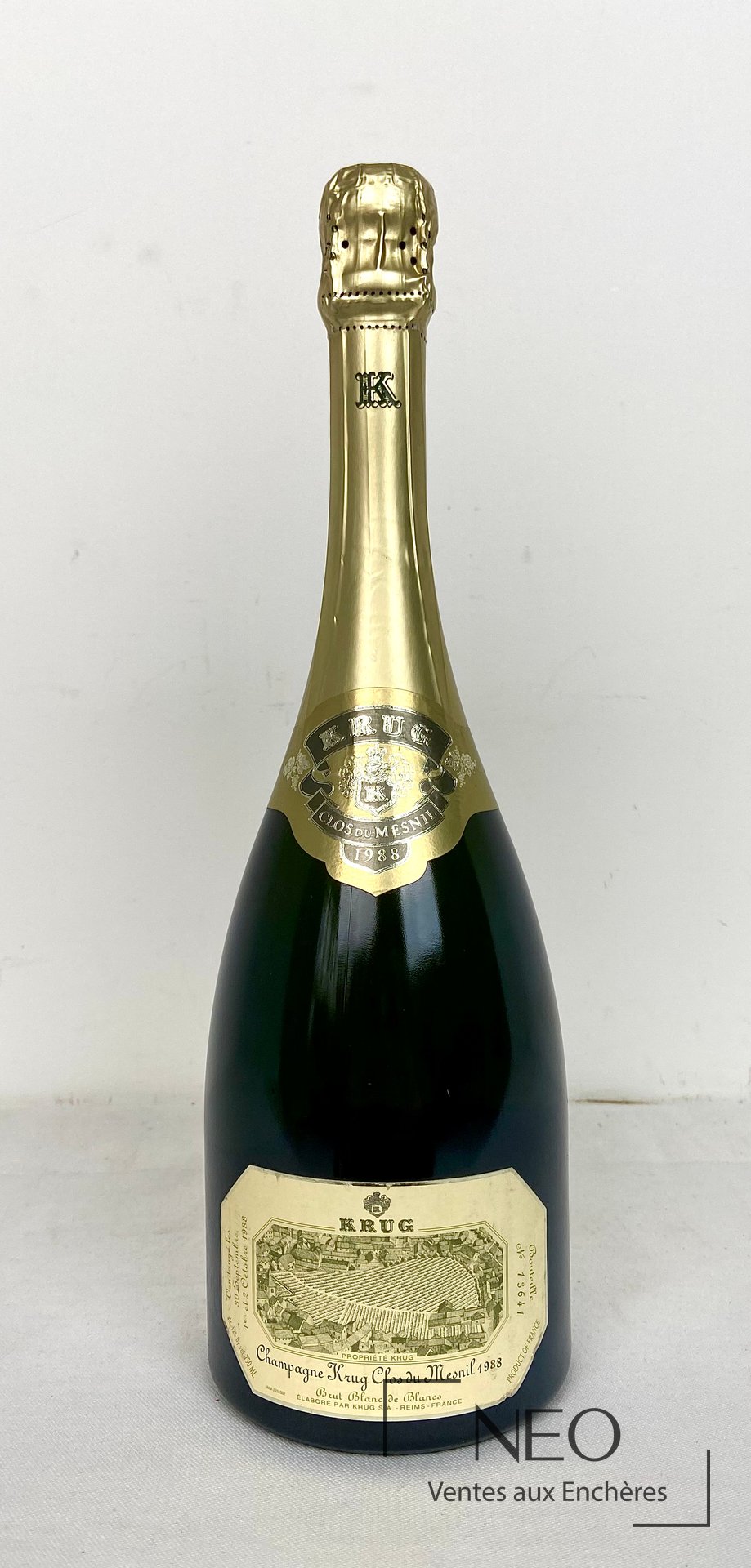 Bouteille de champagne Krug Clos du Mesnil 1988 vue de face