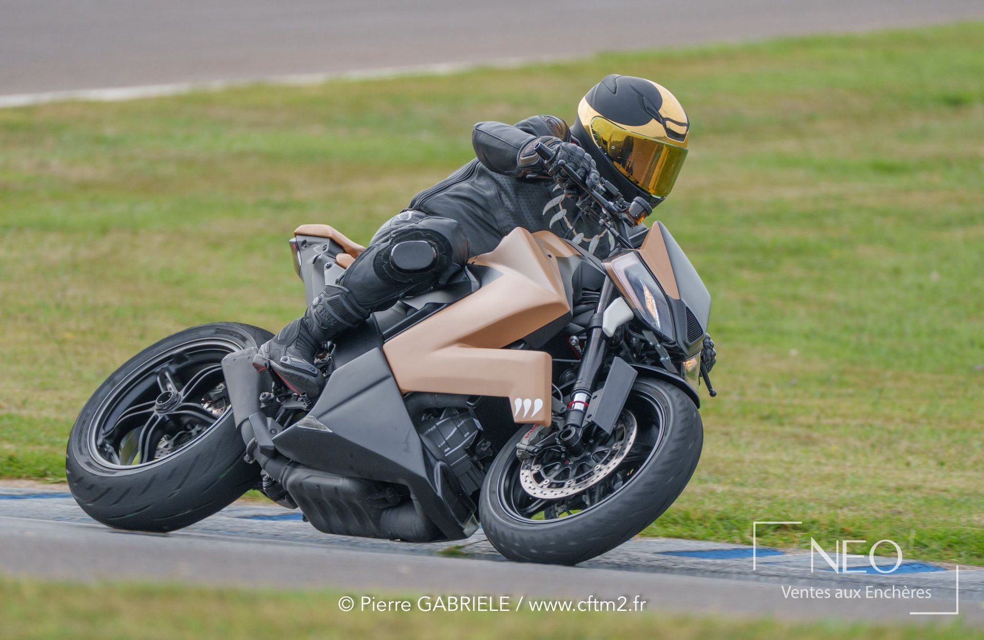 Lazareth Le Gorak, moto de course de 1300 cc au design unique