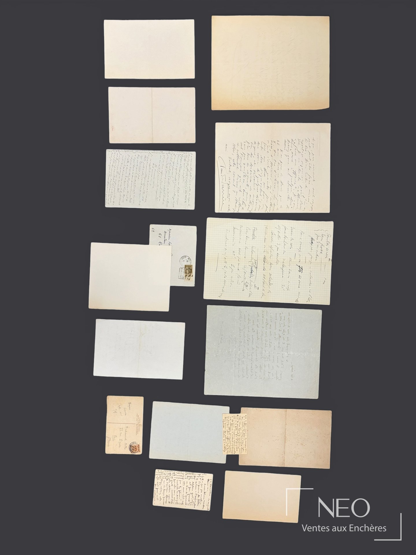 Ensemble de lettres autographes signées de Marcel Jouhandeau, Jean Giono et autres
