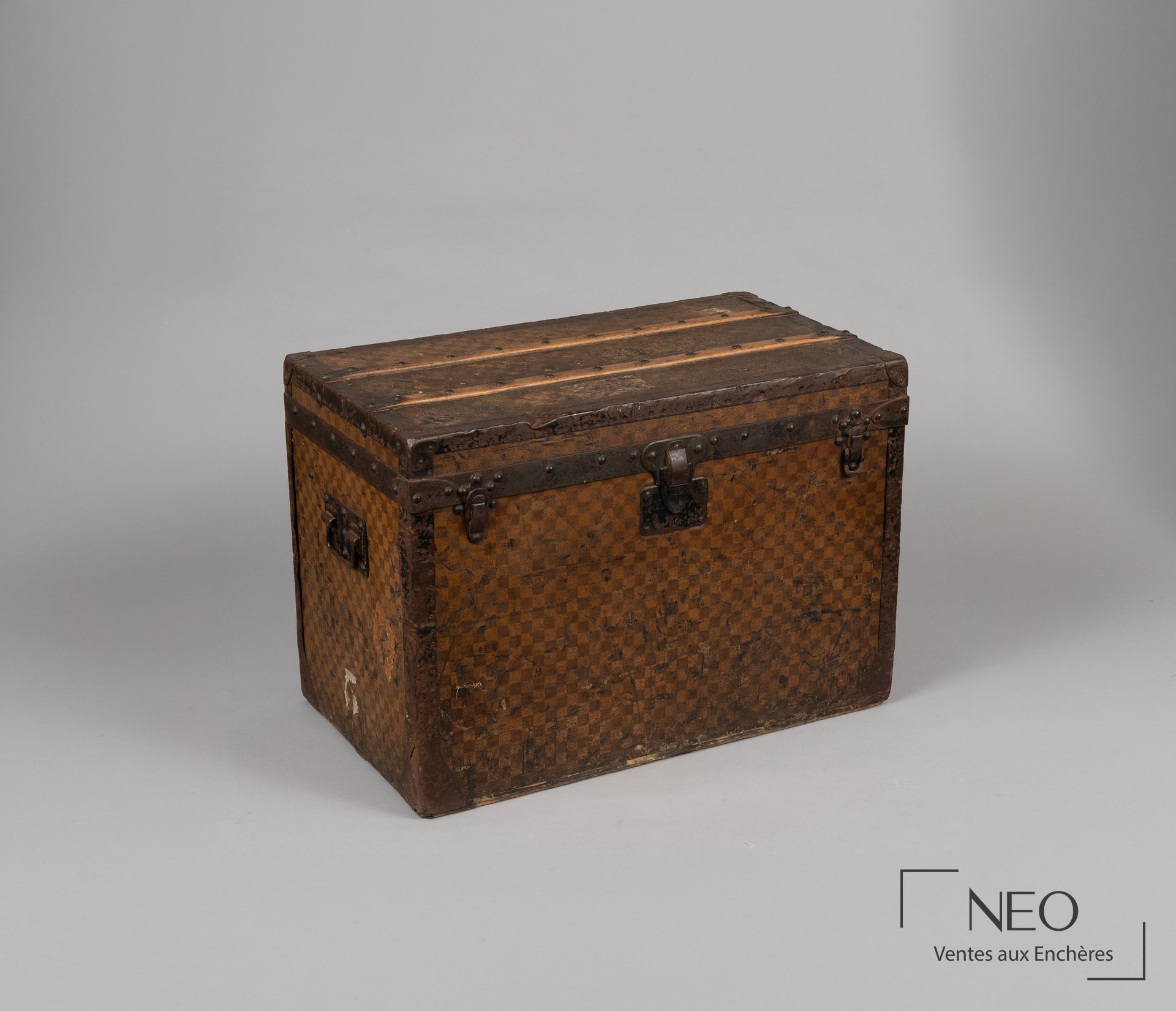 Louis Vuitton malle courrier en toile damier, circa 1900