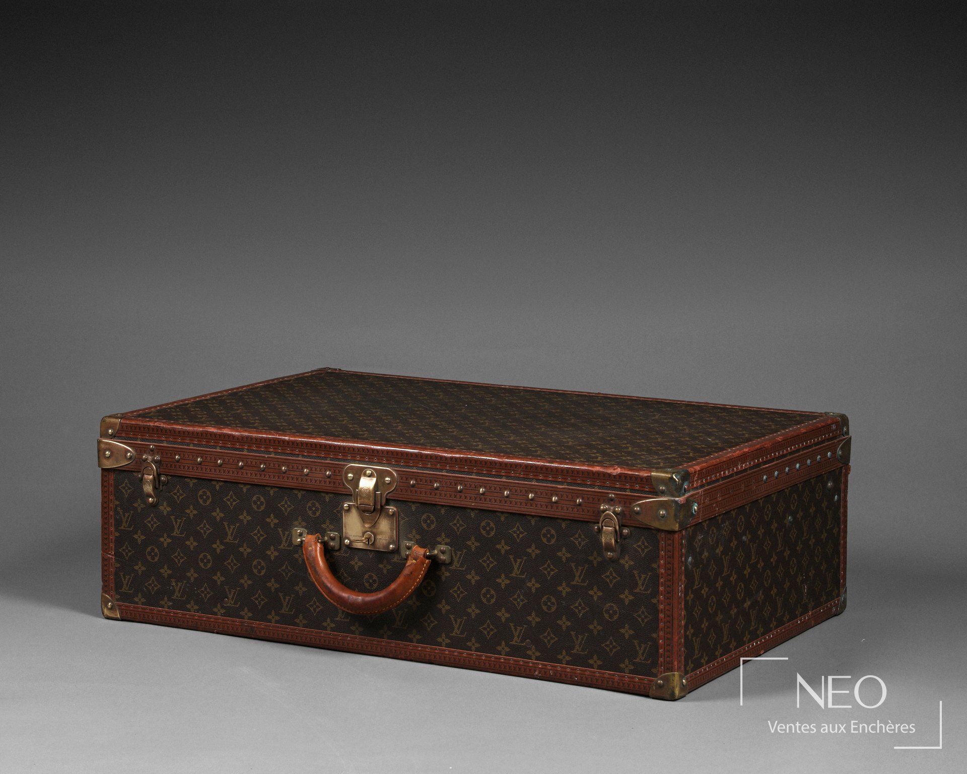Louis Vuitton Valise Alzer 80 cm en toile enduite et cuir monogrammée