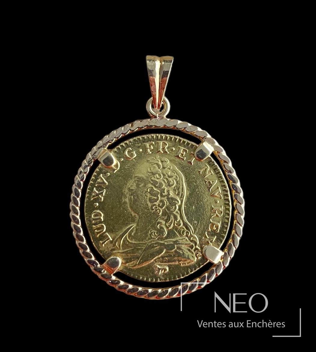 Louis XV Louis d’or aux lunettes monté en pendentif