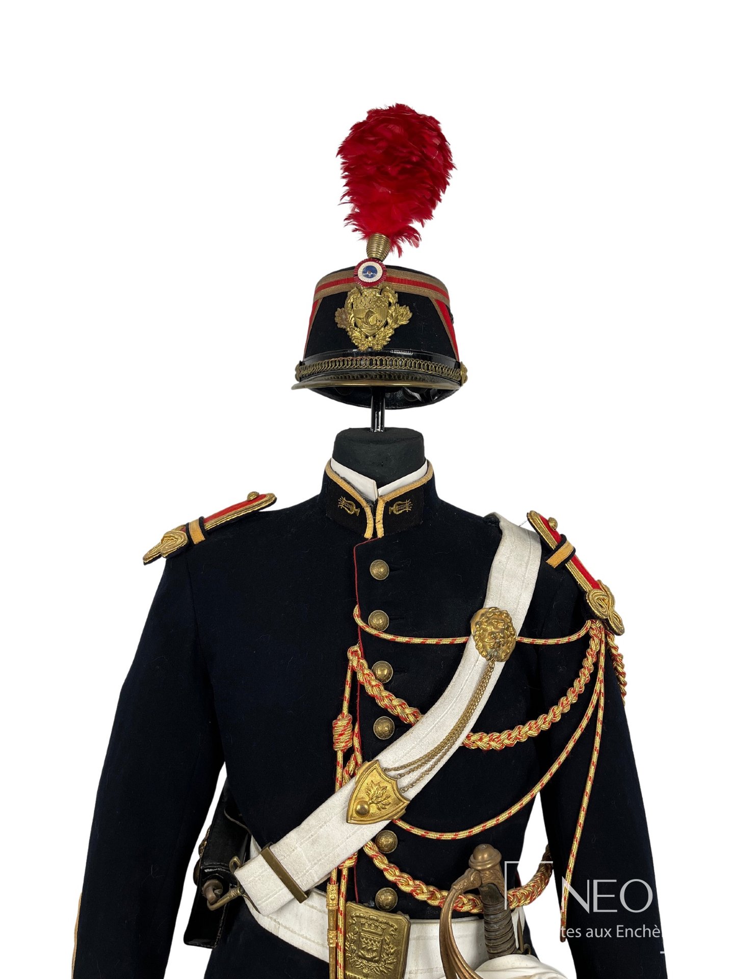 Mannequin type musicien de la Garde républicaine, uniforme et sabre