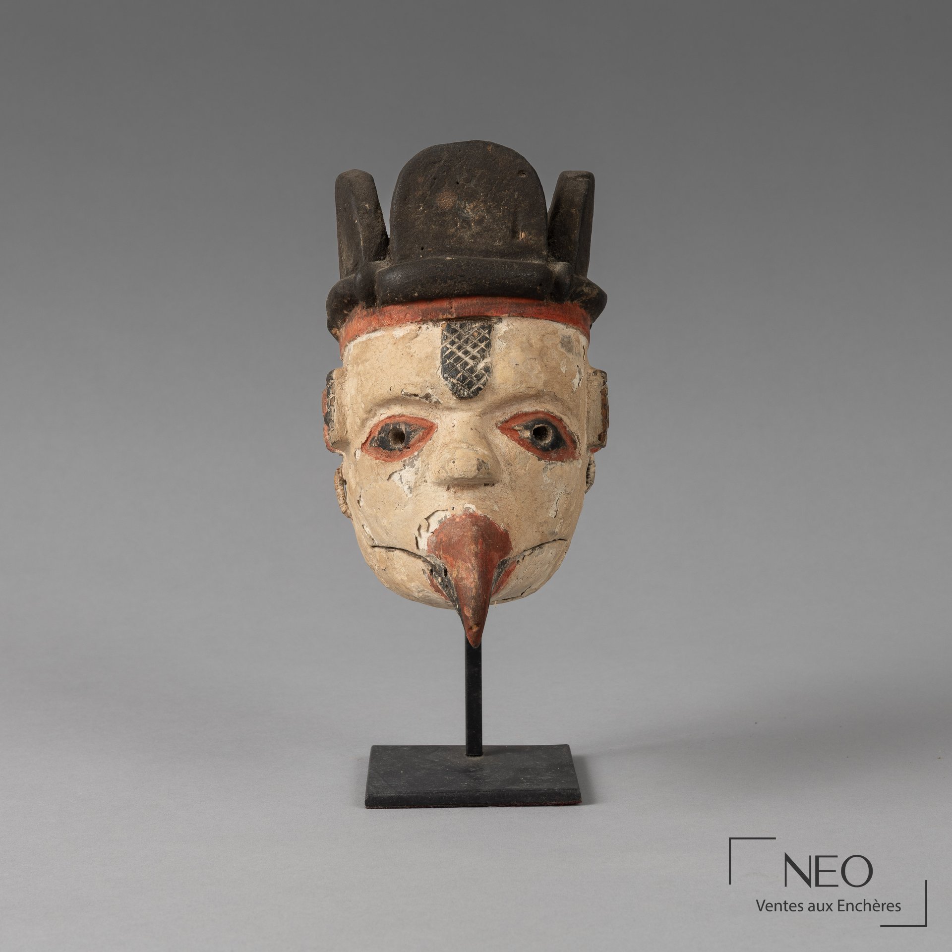 Masque Ogoni Nigeria en bois, hauteur 18 cm
