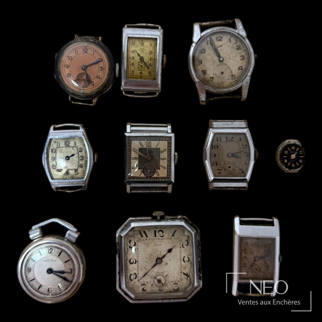 Lot de neuf montres diverses vues de face sur fond noir