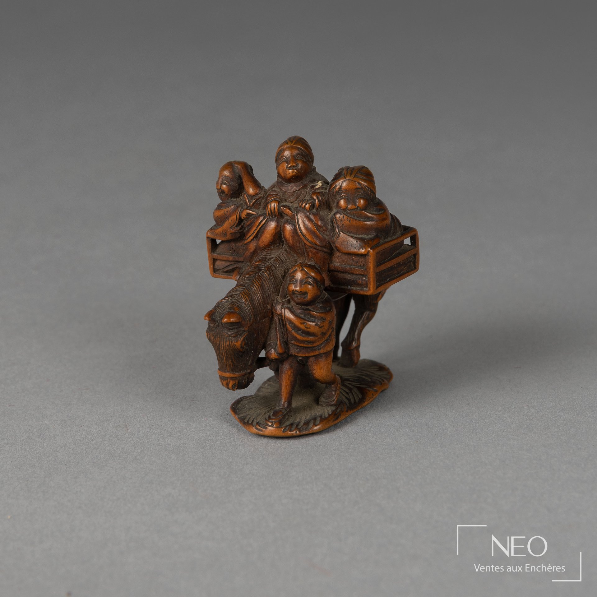 Netsuke en buis signé Minkoku, Japon Edo, XIXe siècle