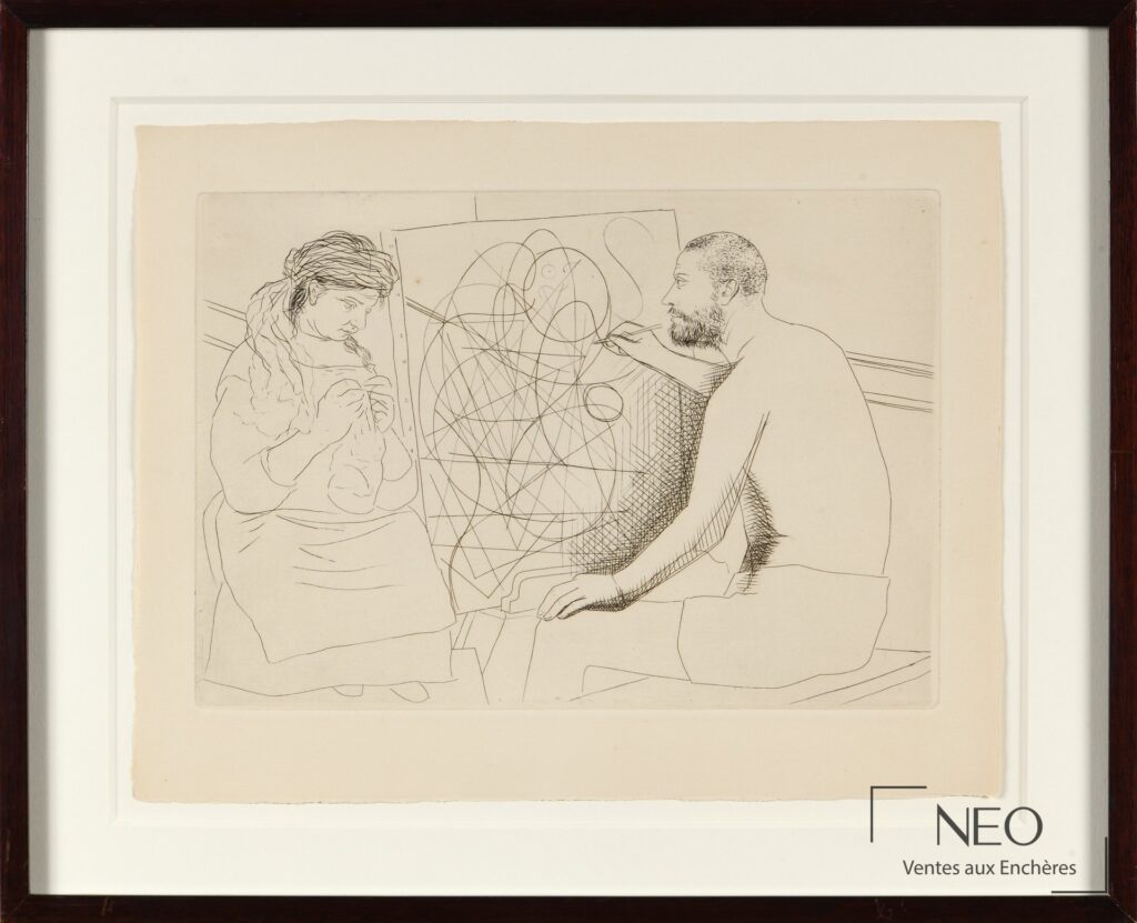 Eau-forte encadrée de Pablo Picasso représentant deux figures autour d’un panneau griffonné
