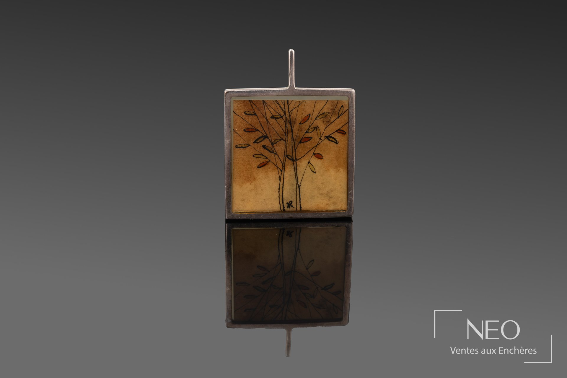 Pendentif carré en argent 925/1000 à dessins recto verso