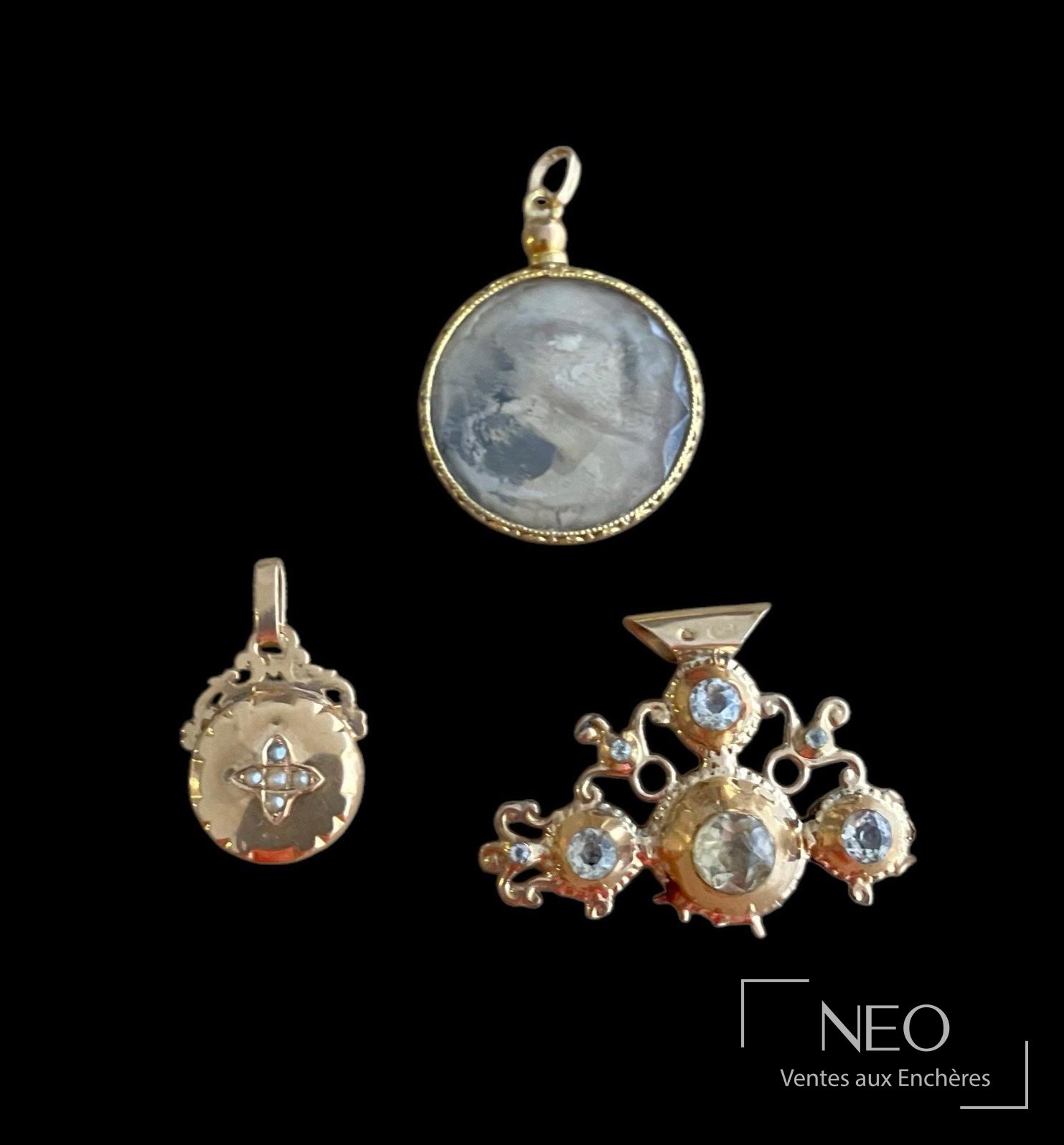 Pendentifs porte photo en or 18 carats et métal doré