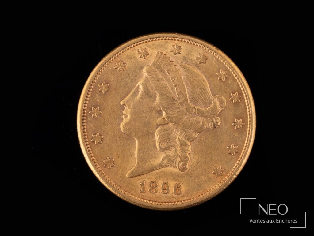 Avers d'une pièce en or de 20 Dollars des États-Unis datée 1896.