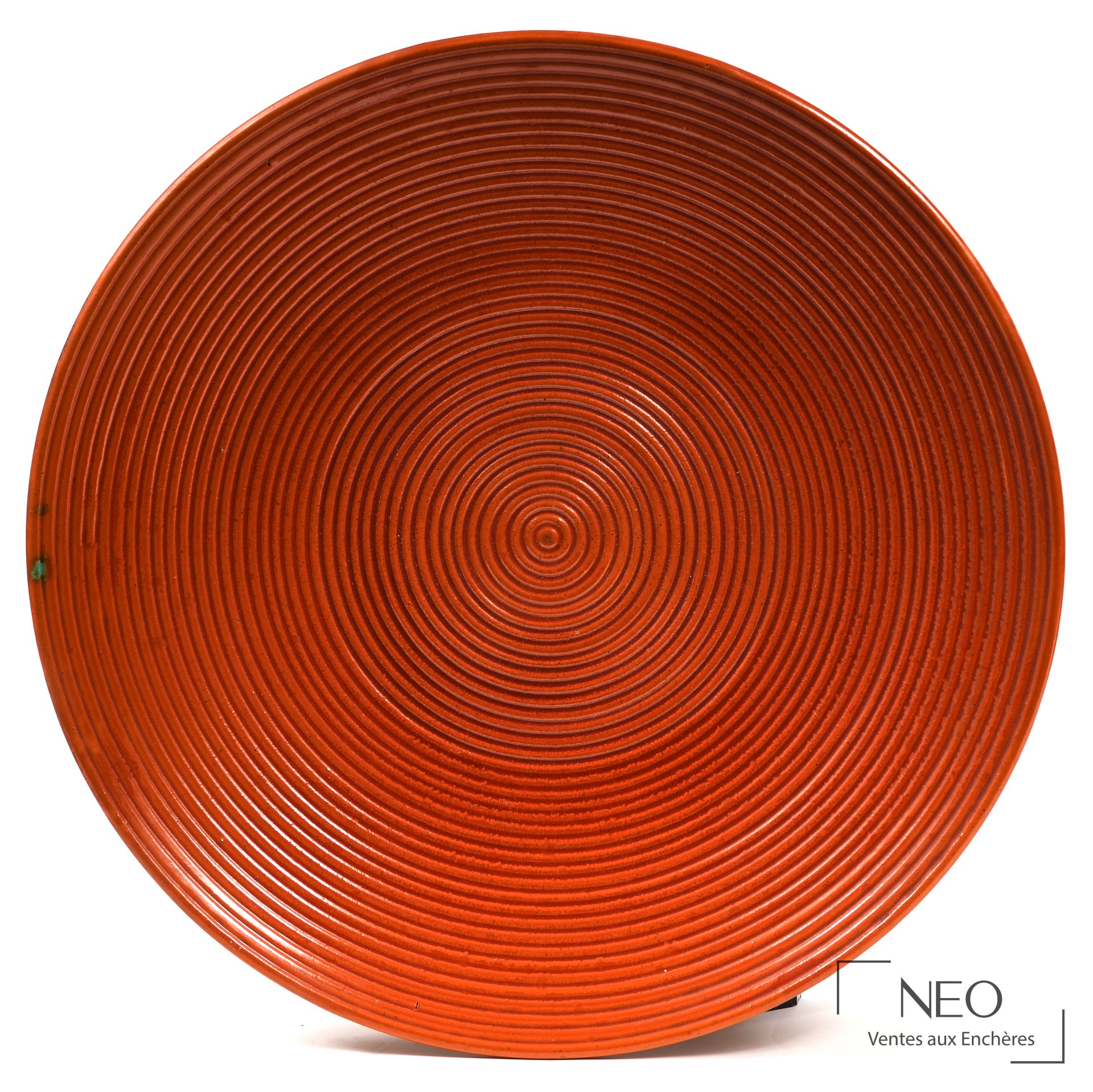 Primavera plat circulaire en céramique émaillée rouge