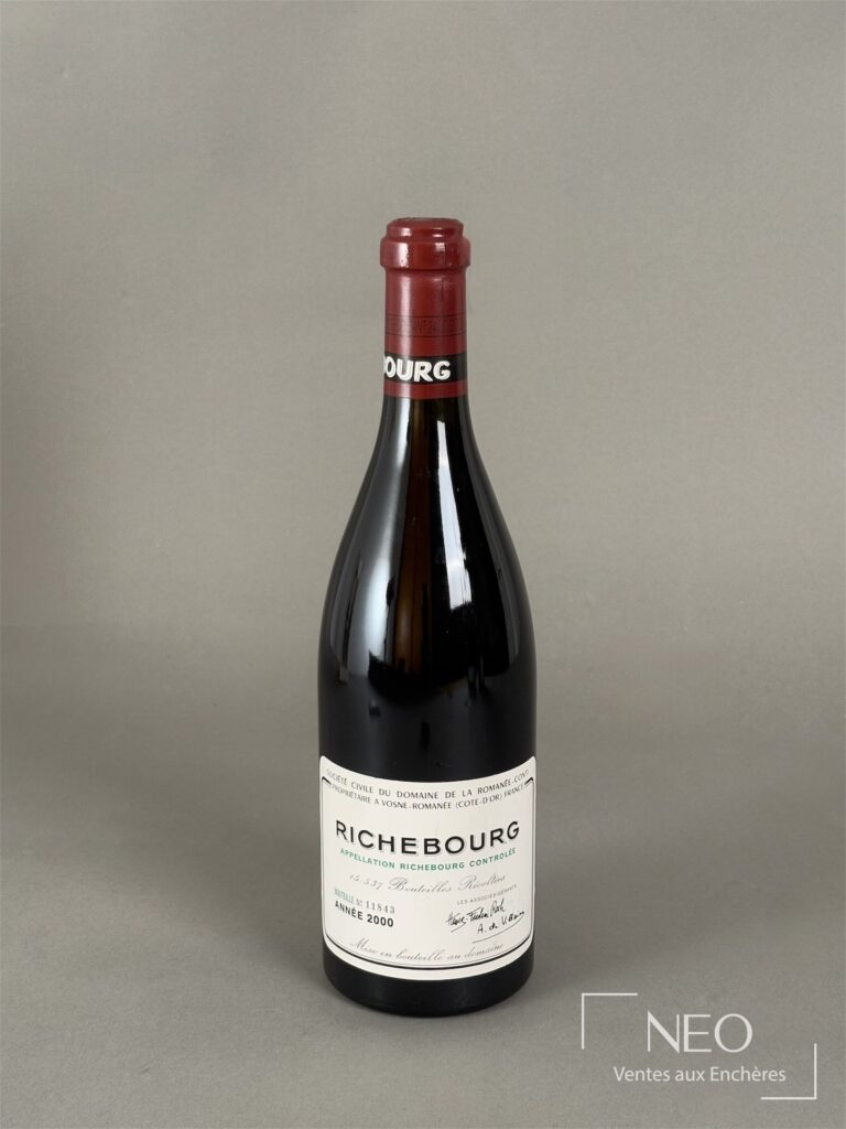 Bouteille de Richebourg Grand Cru du Domaine de la Romanée-Conti