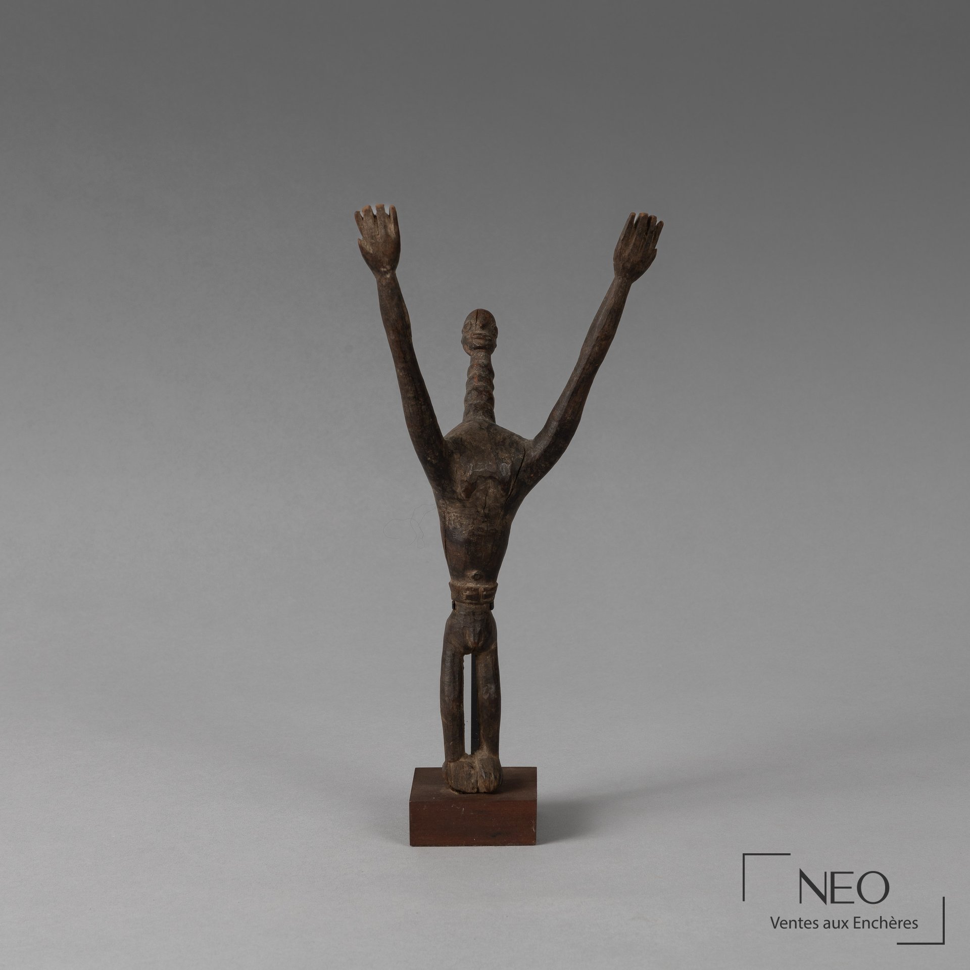 Statue Lobi bras levés, Burkina Faso, bois, hauteur 27,5 cm