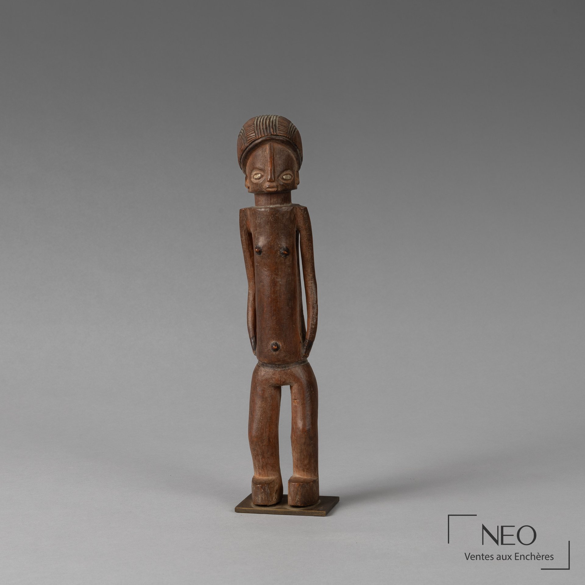 Statue Lunda en bois, Congo RDC et Angola, hauteur 32 cm