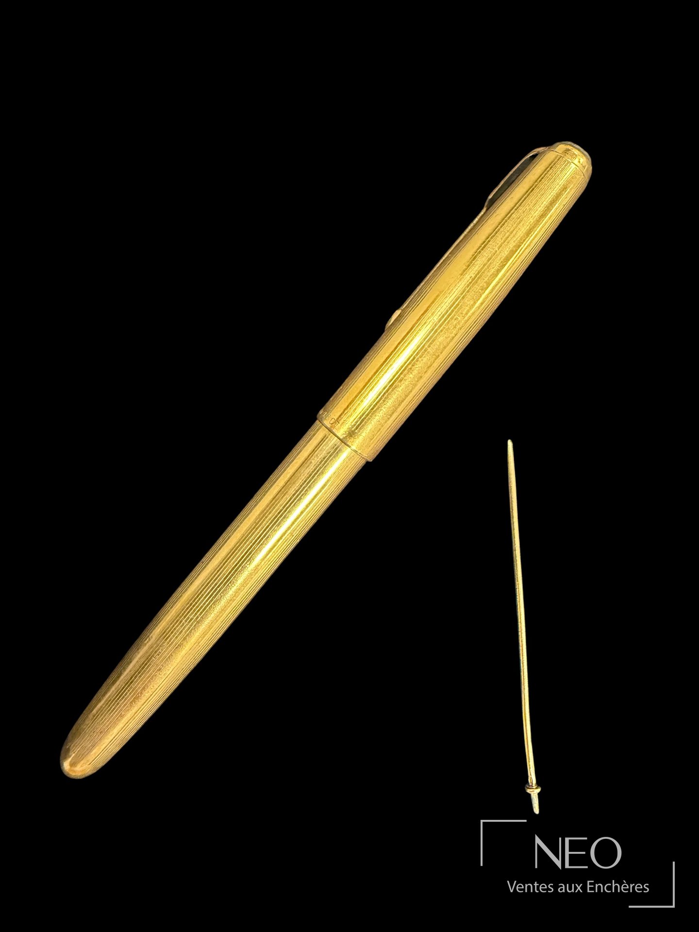 Parker stylo plume en plaqué or et épingle à cravate en or jaune 18K