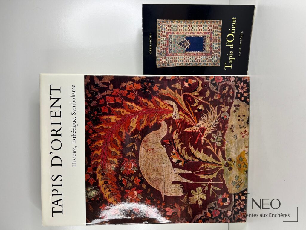Couvertures de deux livres sur les tapis d’Orient