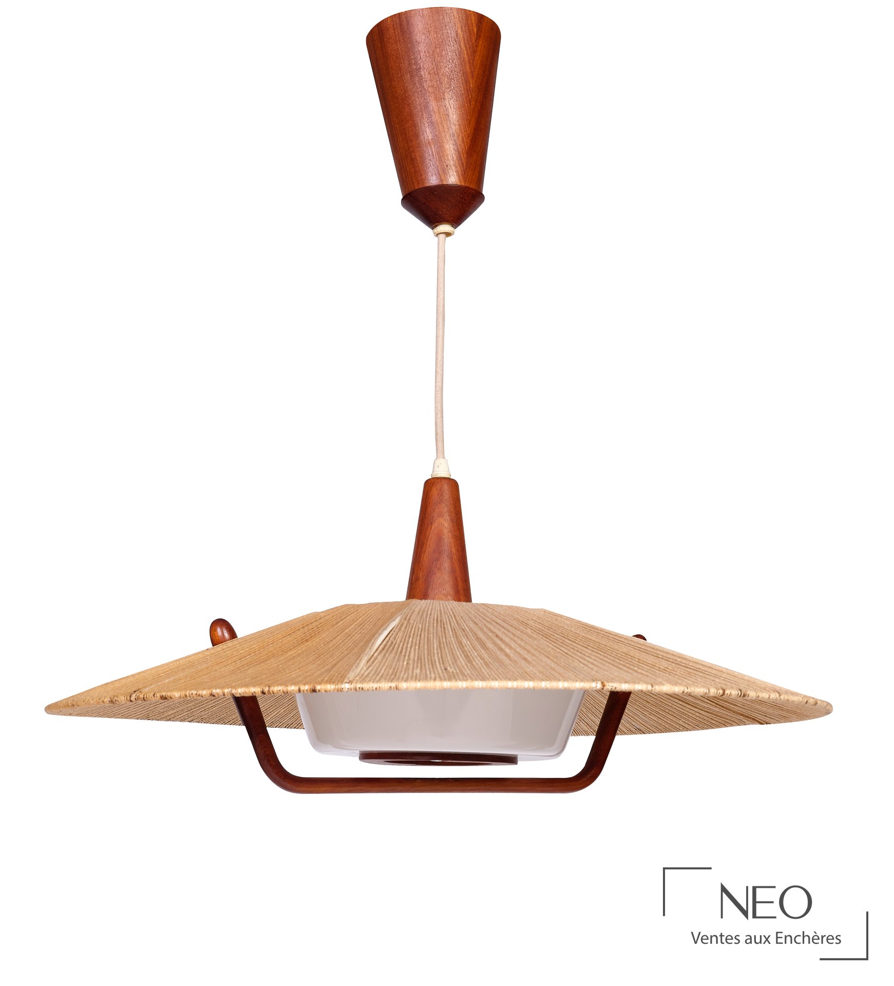 TEMDE LEUCHTEN Suspension attribuée, teck et cordelettes tressées, vers 1950