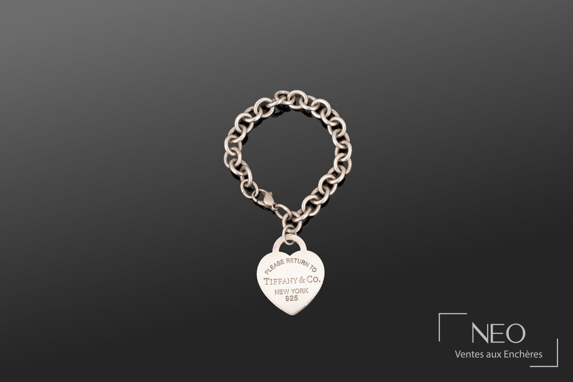Bracelet Tiffany en argent avec médaillon en forme de coeur gravé