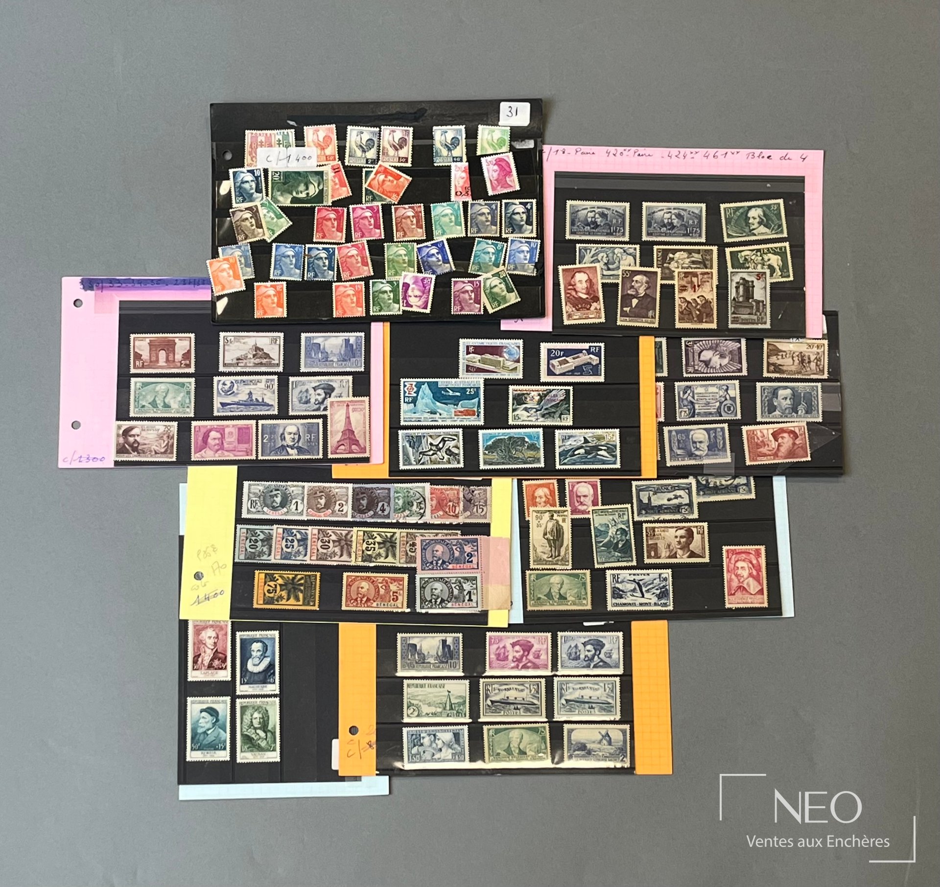 Lot de timbres de France et du monde, classiques et semi-modernes