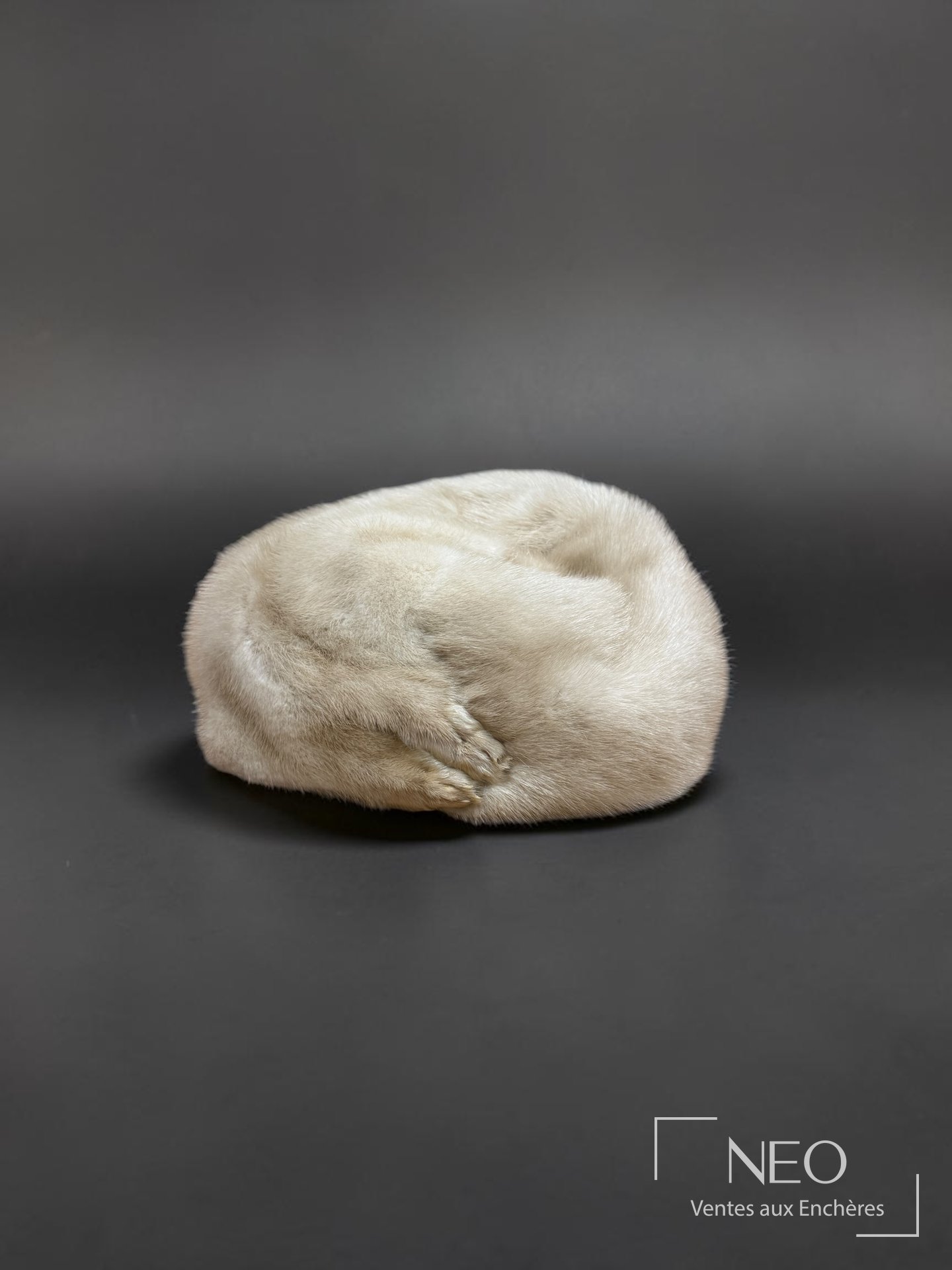Toque en fourrure crème beige